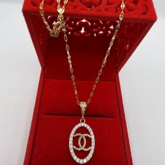 Zlatni lančić s privjeskom